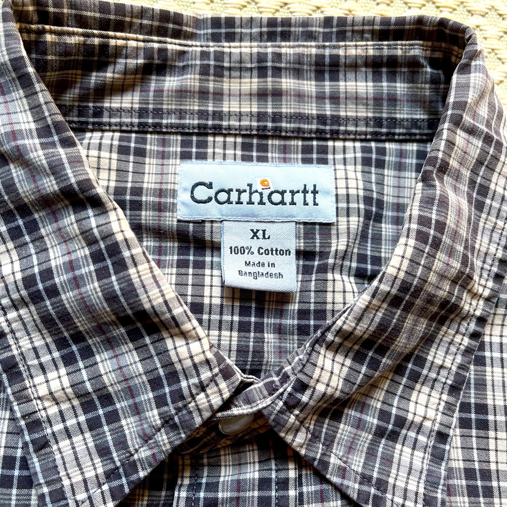 Size XL Carhartt Pearl Snap Long Sleeve Shirt